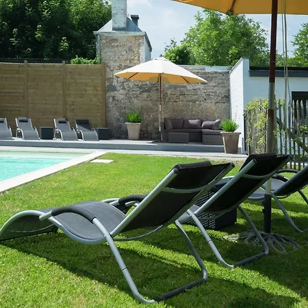 Namur Mansion By The Meus, Cleaning Included Holiday home *